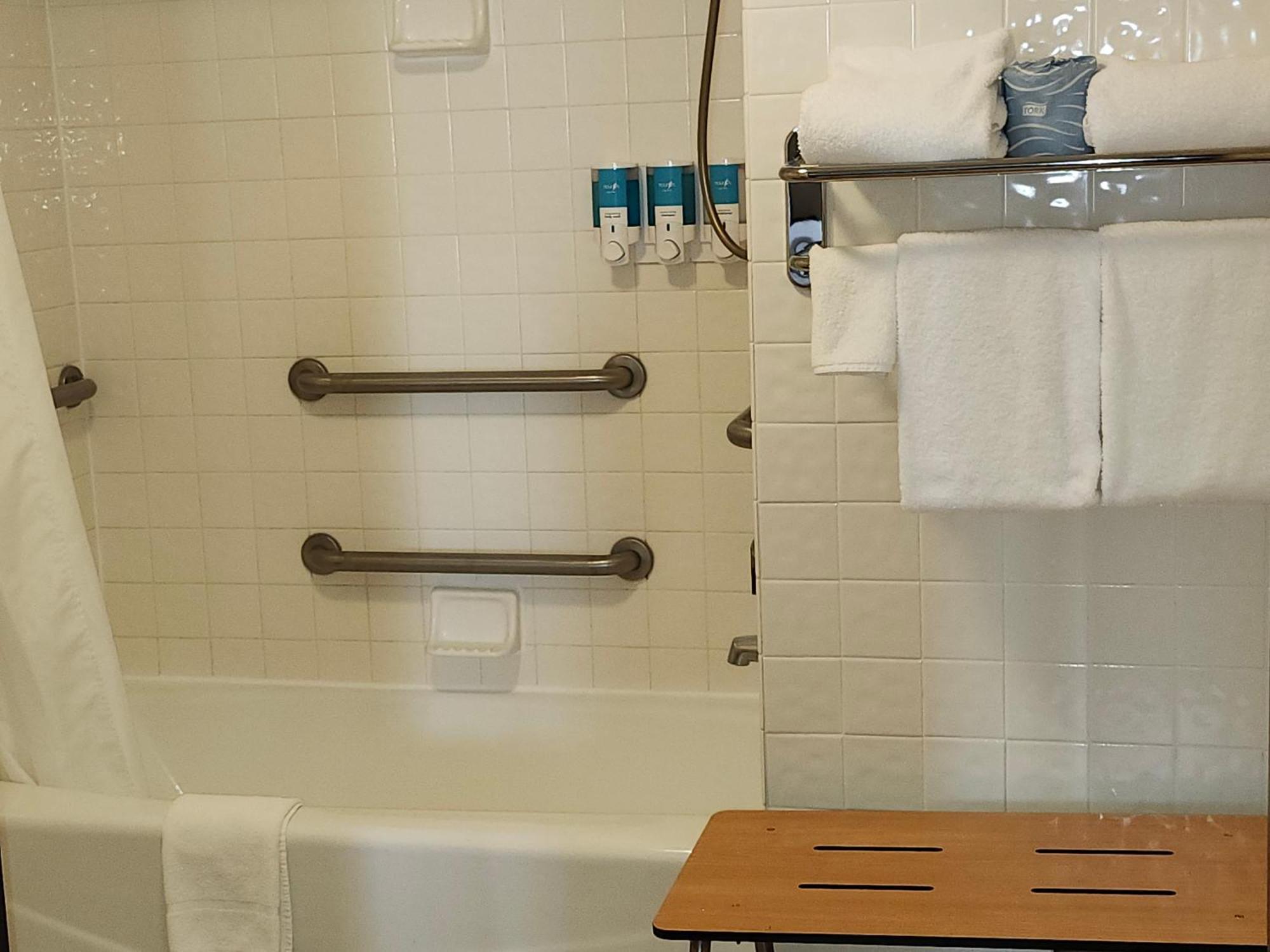 Heritage Inn & Suites The Woodlands, Trademark By Wyndham Bagian luar foto