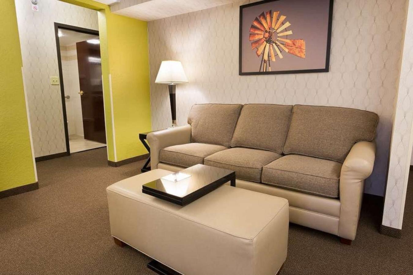 Heritage Inn & Suites The Woodlands, Trademark By Wyndham Bagian luar foto