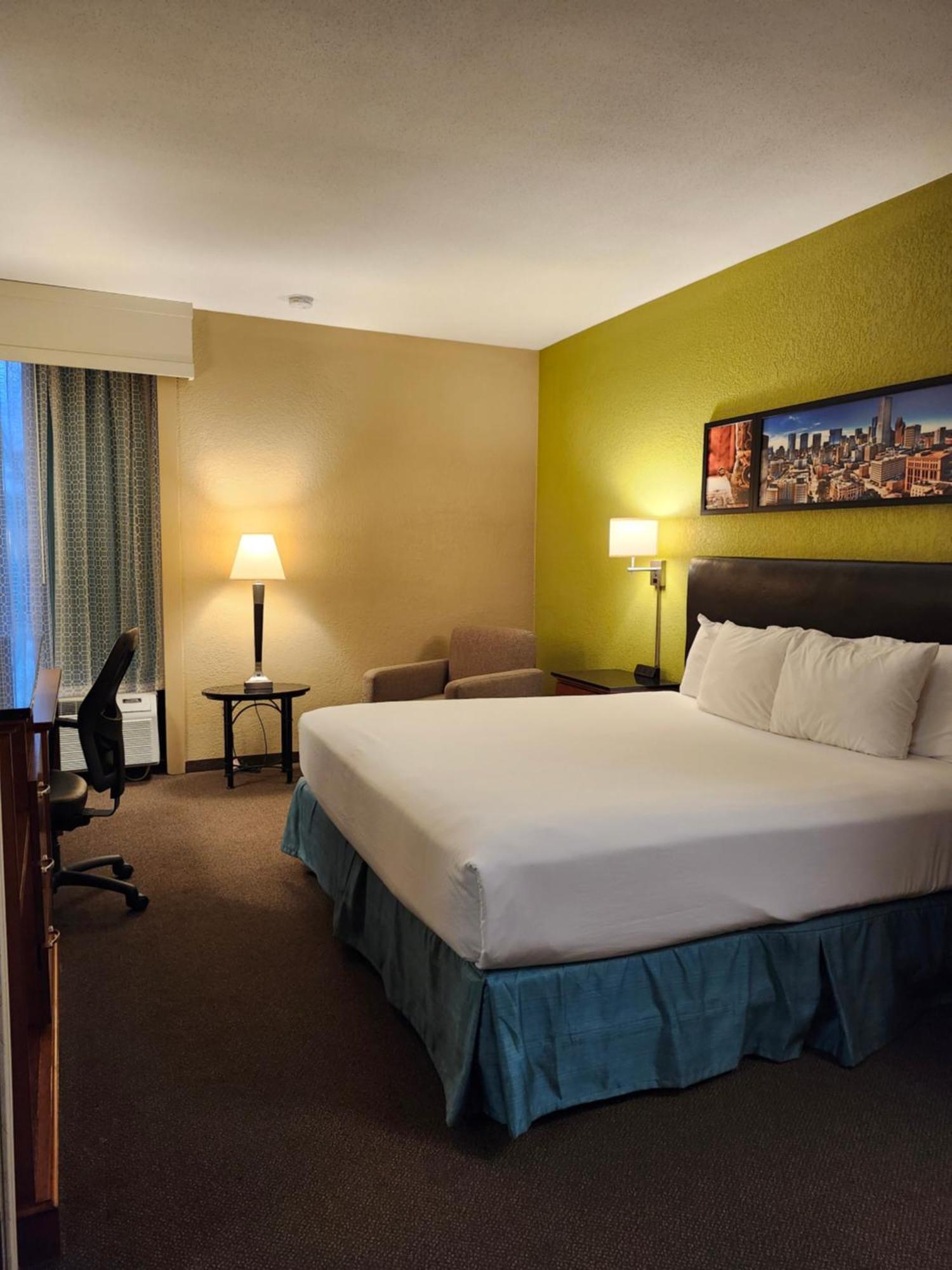 Heritage Inn & Suites The Woodlands, Trademark By Wyndham Bagian luar foto