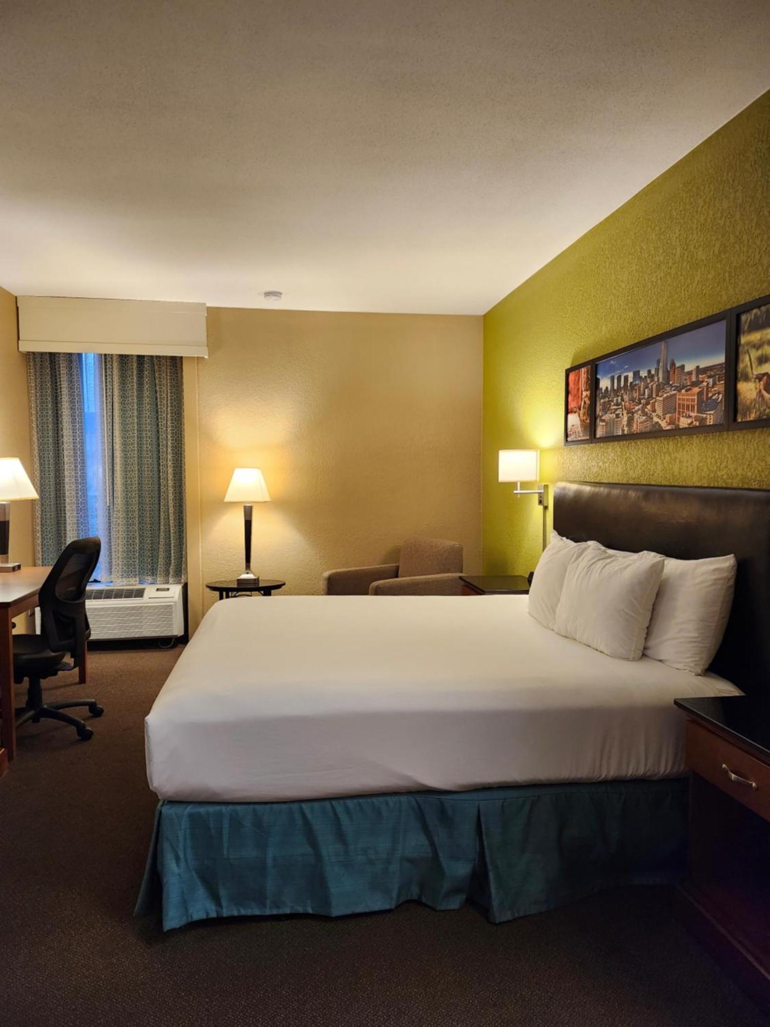 Heritage Inn & Suites The Woodlands, Trademark By Wyndham Bagian luar foto