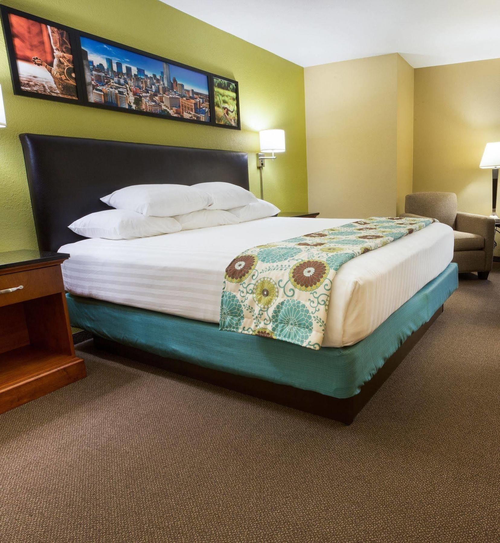 Heritage Inn & Suites The Woodlands, Trademark By Wyndham Bagian luar foto